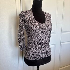 Worthington Women's lilac Leopard Print V-Neck Top